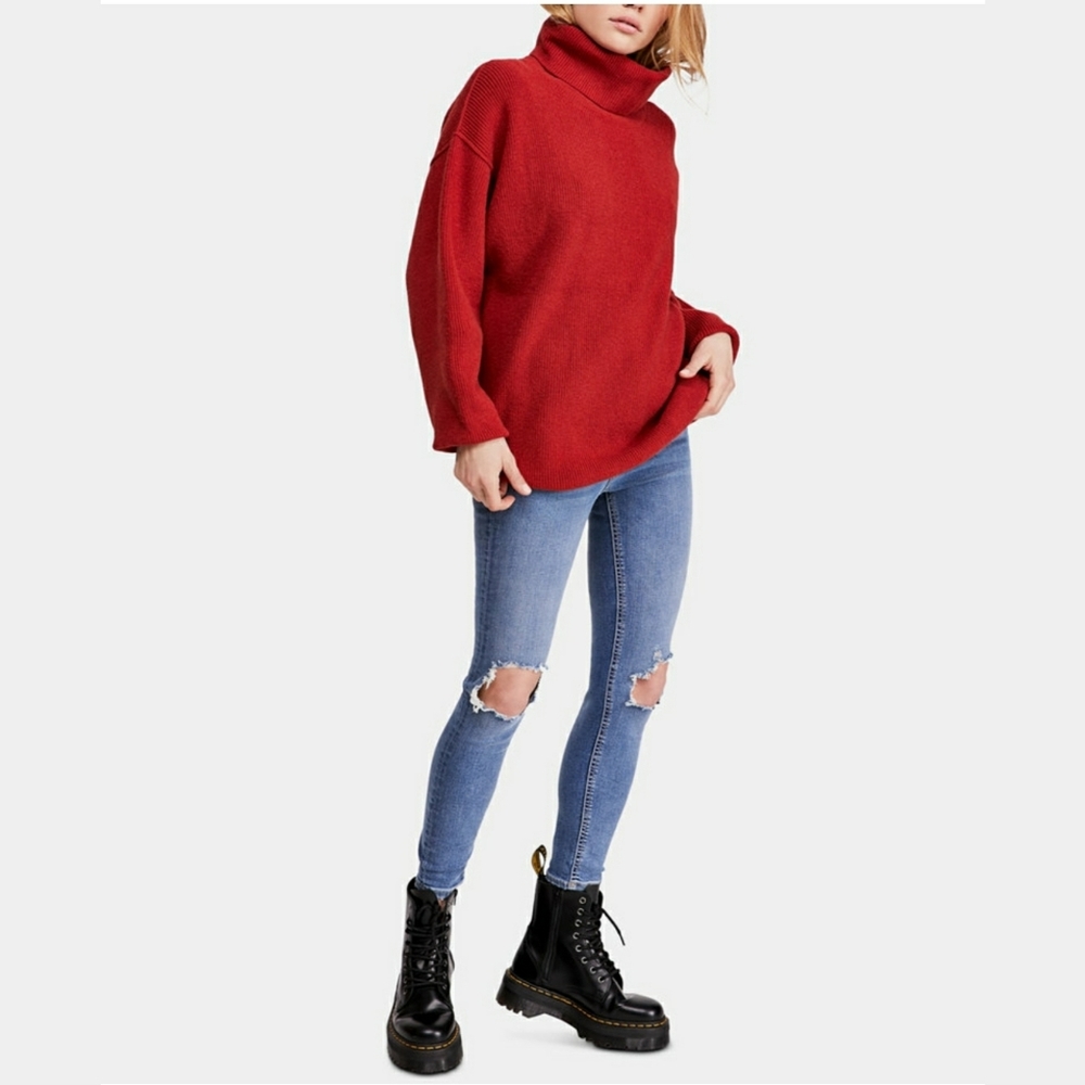 NWT Free People High Rise Ocean Blue Ripped Jeans